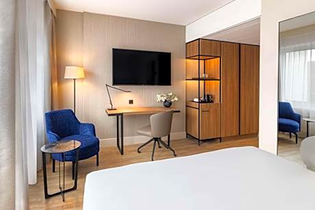 Standard Double Room with View