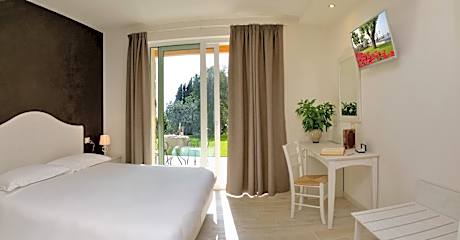 Double Room with Lake View