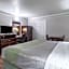 Motel 6 Kingsburg