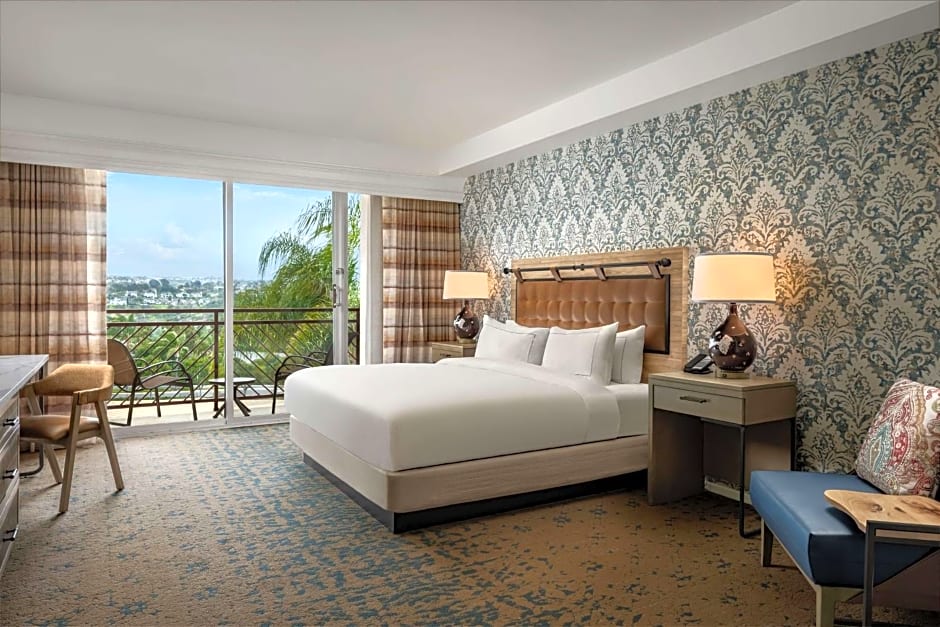 The Cassara Carlsbad, Tapestry Collection by Hilton