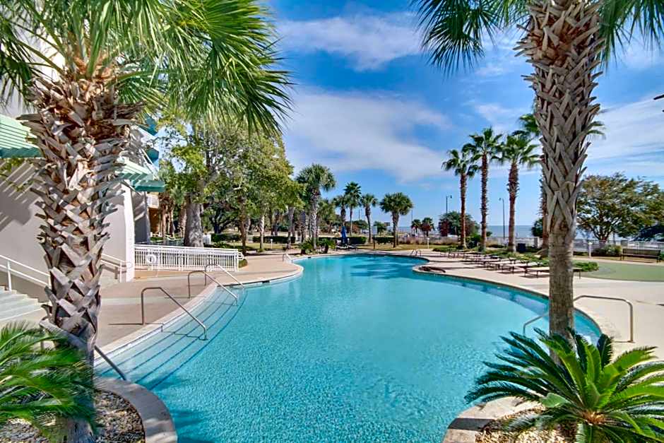 Charming Condo on the Beach/Legacy T2-1102