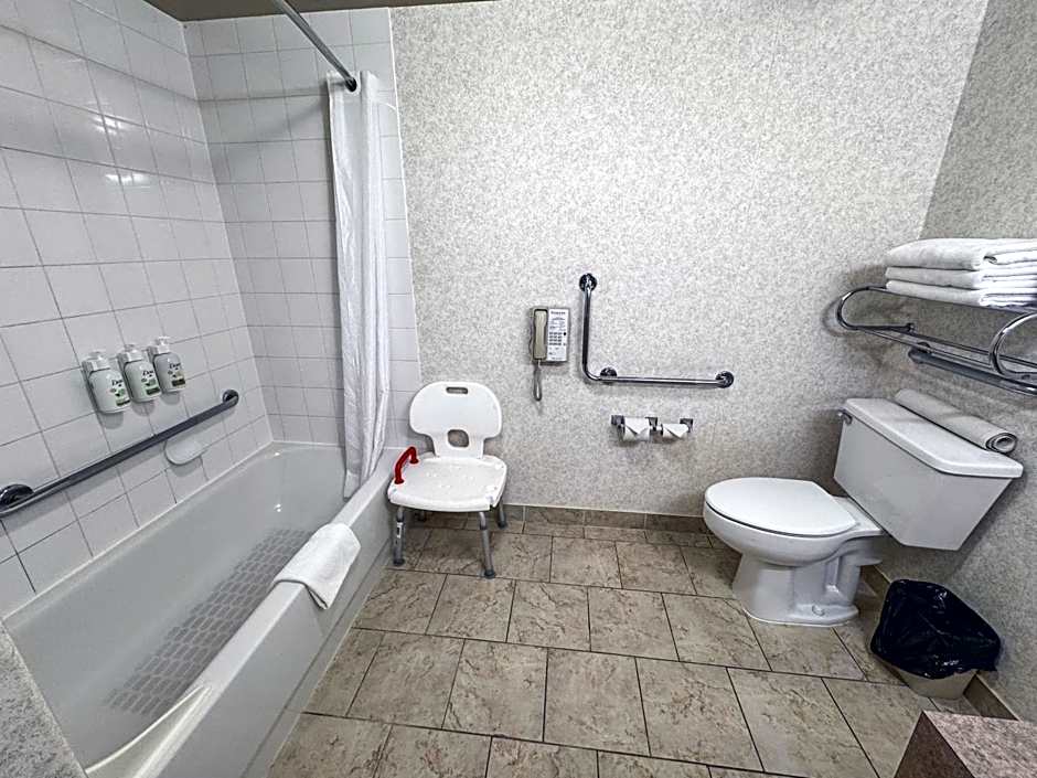 Ramada by Wyndham Sherwood Park