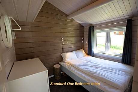 One-Bedroom Cottage with linen