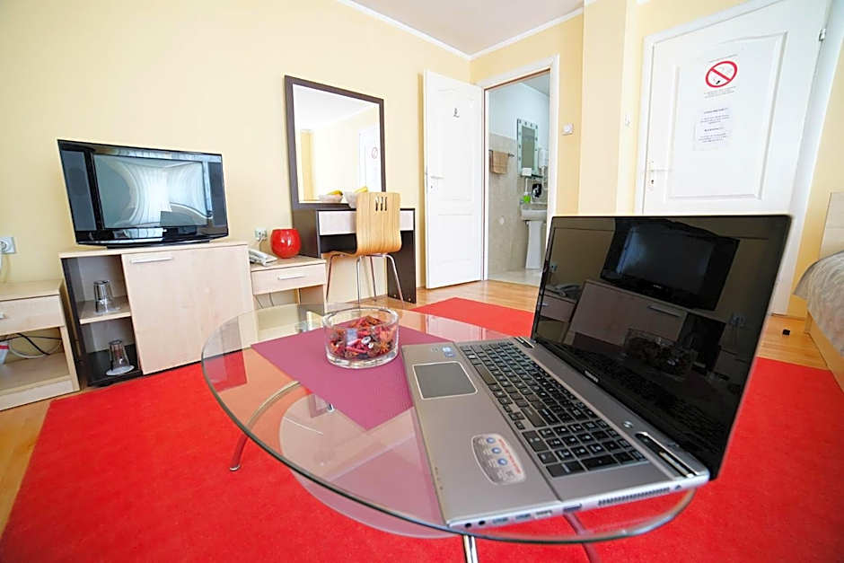 Guest Accommodation Majesty