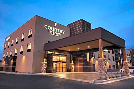Fairfield by Marriott Inn & Suites Page