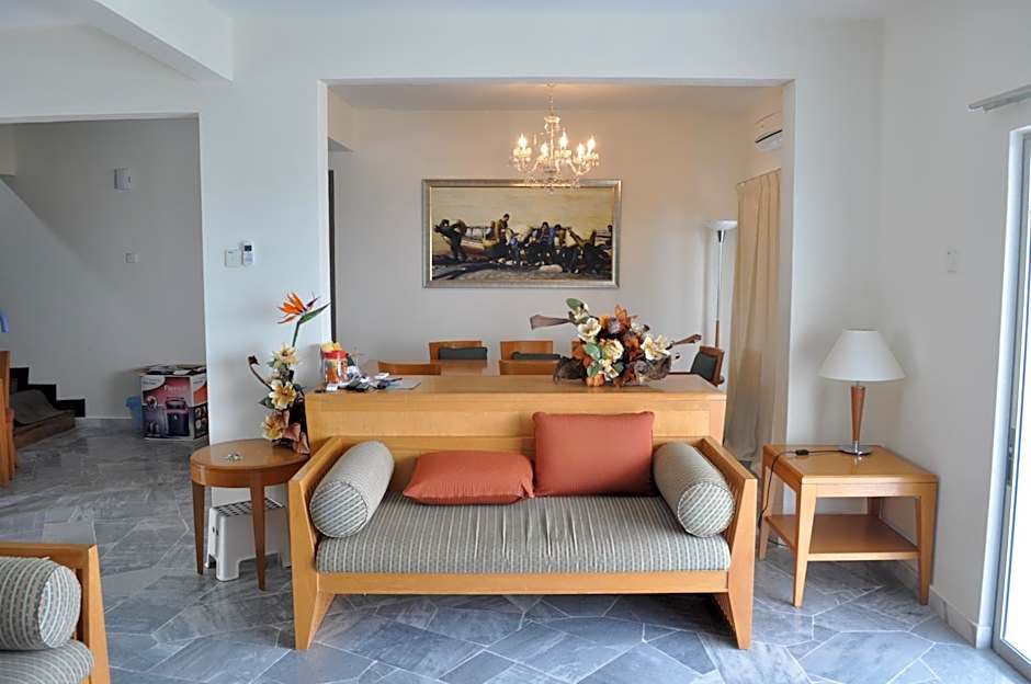 RC Cape Nautica Villas