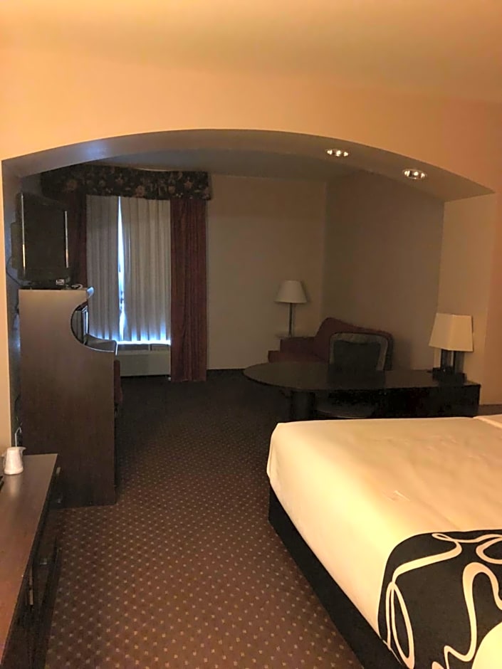 Americas Best Value Inn - Gun Barrel City