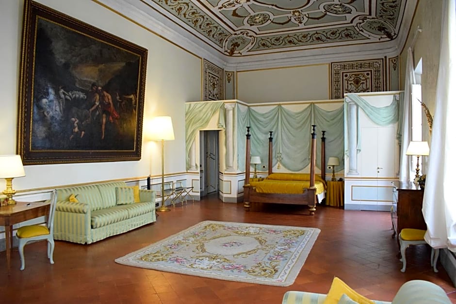 Palazzo Tucci Residenza d'epoca