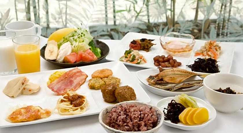 Maholova Minds Miura Resort