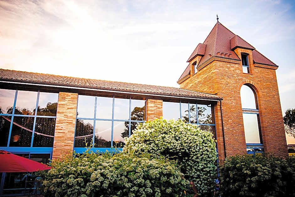 Les Ecuries de la Tour