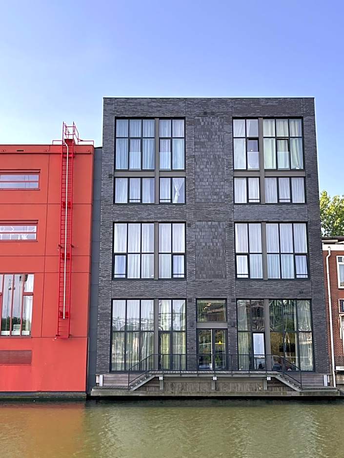 YAYS Amsterdam East by Numa