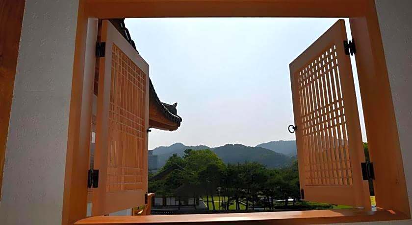 Nabijam Hanok Hotel