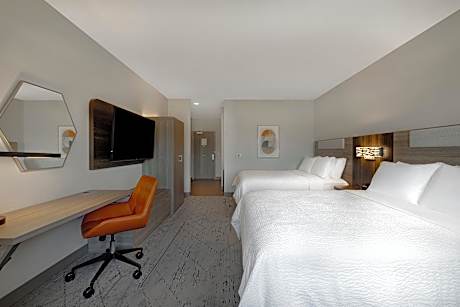 Suite with Two Queen Beds