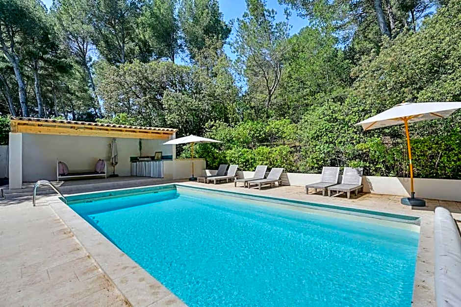 Grande villa avec piscine près d'Avignon - Jonquerettes
