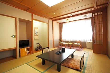 Japanese-Style Single Room with Seating Area - Non-Smoking