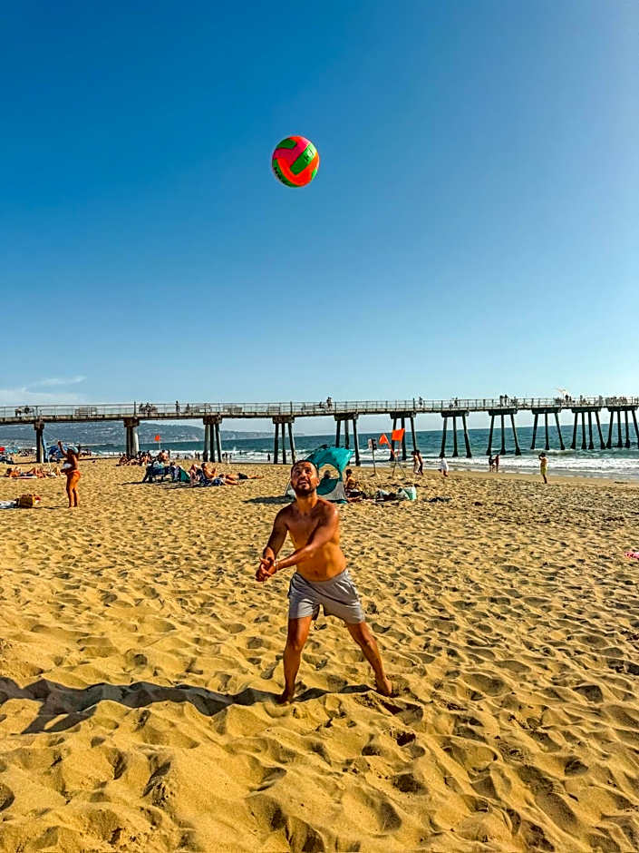 ITH Surf City Hostel Hermosa Beach