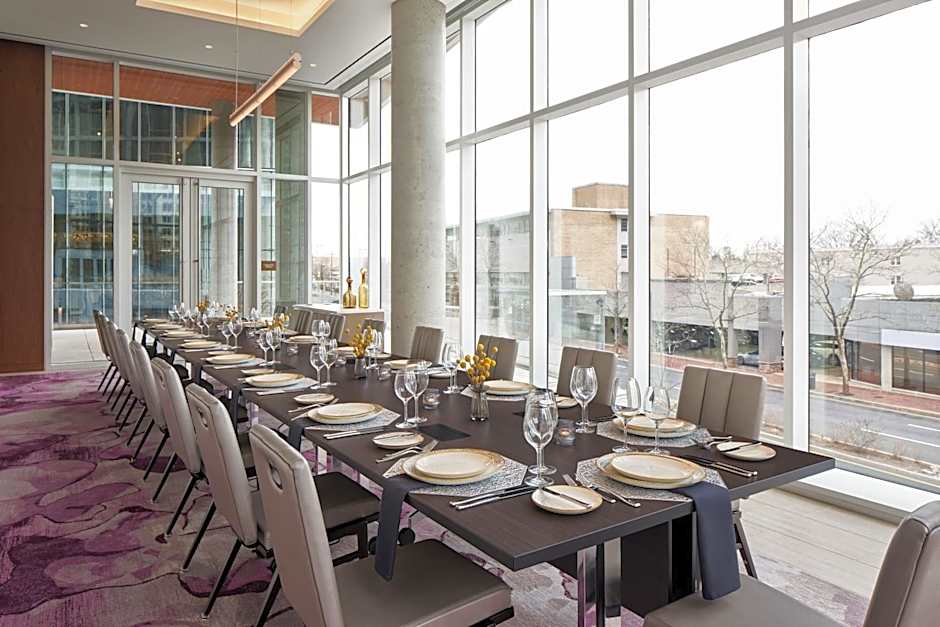 Marriott Bethesda Downtown at Marriott HQ