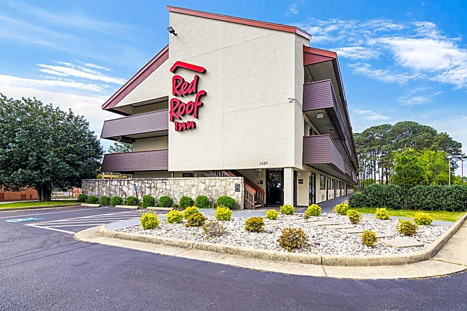 Red Roof Inn Hampton Coliseum & Convention Center