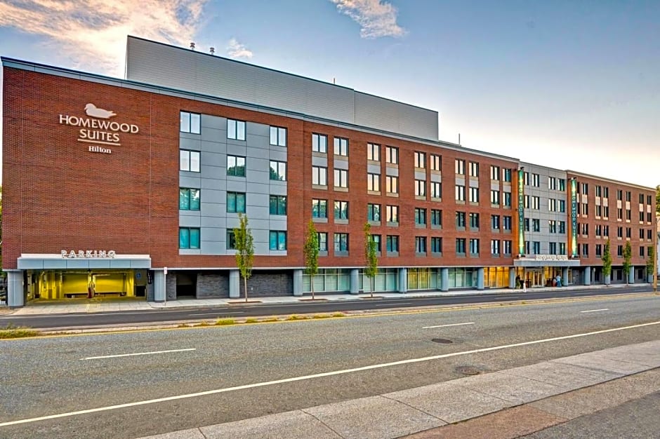 Homewood Suites by Hilton Boston Brookline-Longwood Medical