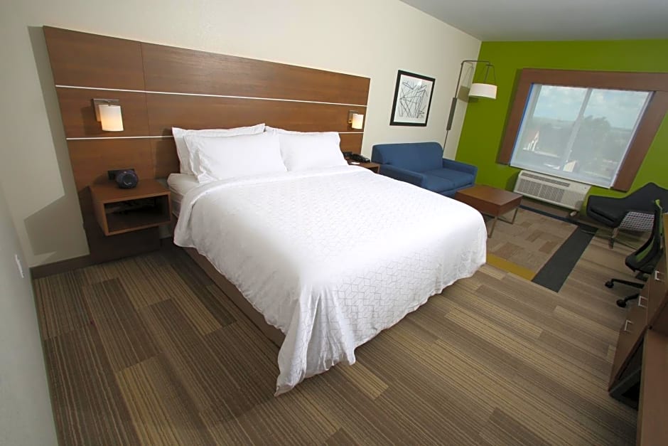 Holiday Inn Express Mccook By IHG