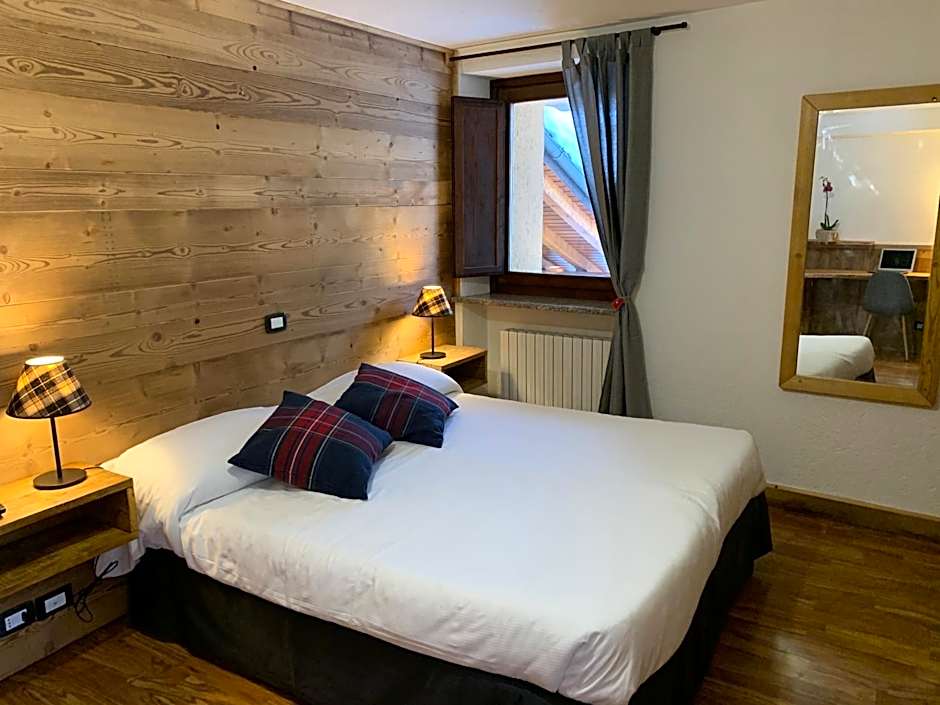 Hotel Coeur Du Village