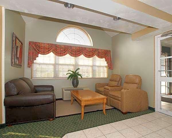 Knights Inn & Suites St Clairesville