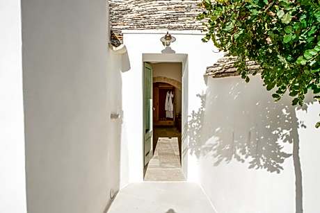 Trullo Essenza-Trulli Antì Charme & Relax