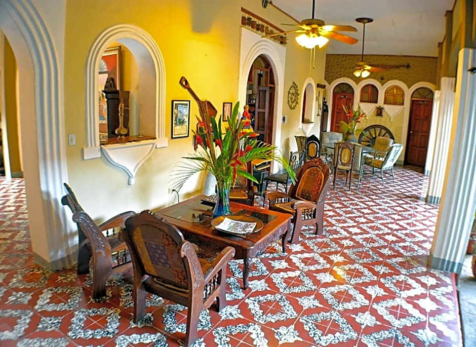 Photo 1 of 31 of Los Balcones