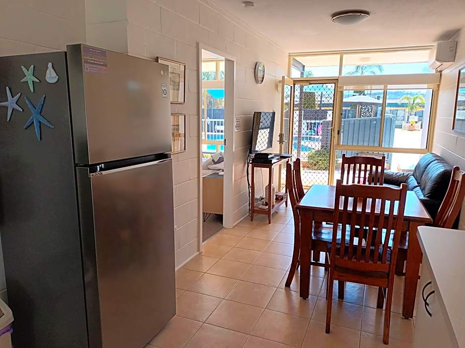 Grandeur Holiday Units