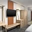 Holiday Inn Express & Suites Pittsburgh North Shore By IHG