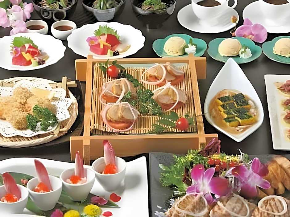 Cypress Garden Hotel