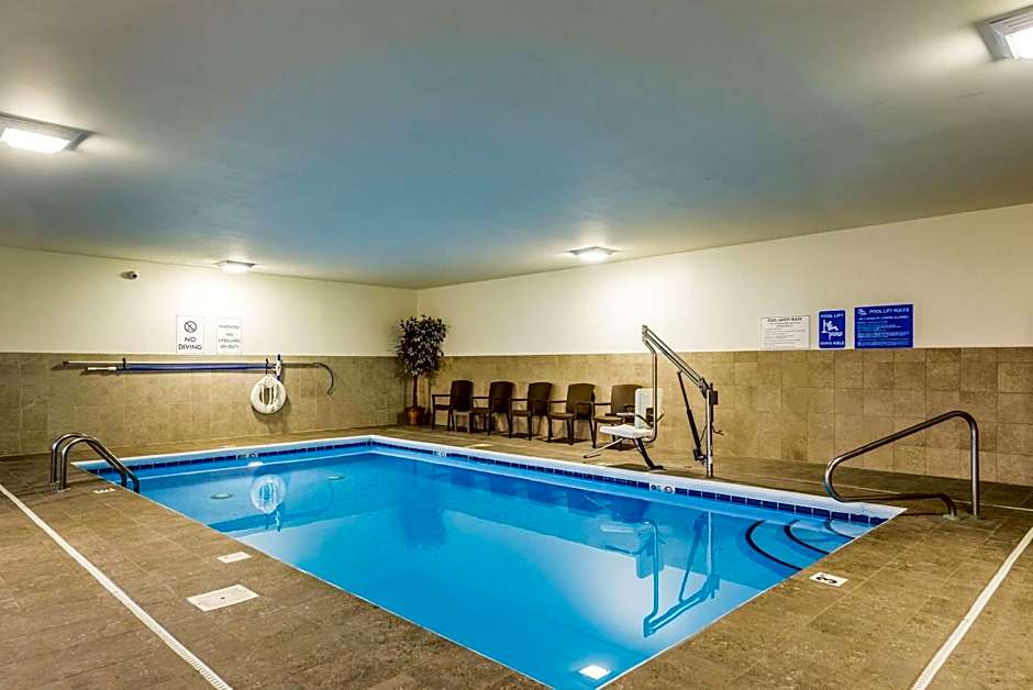 Comfort Inn & Suites Dayton North