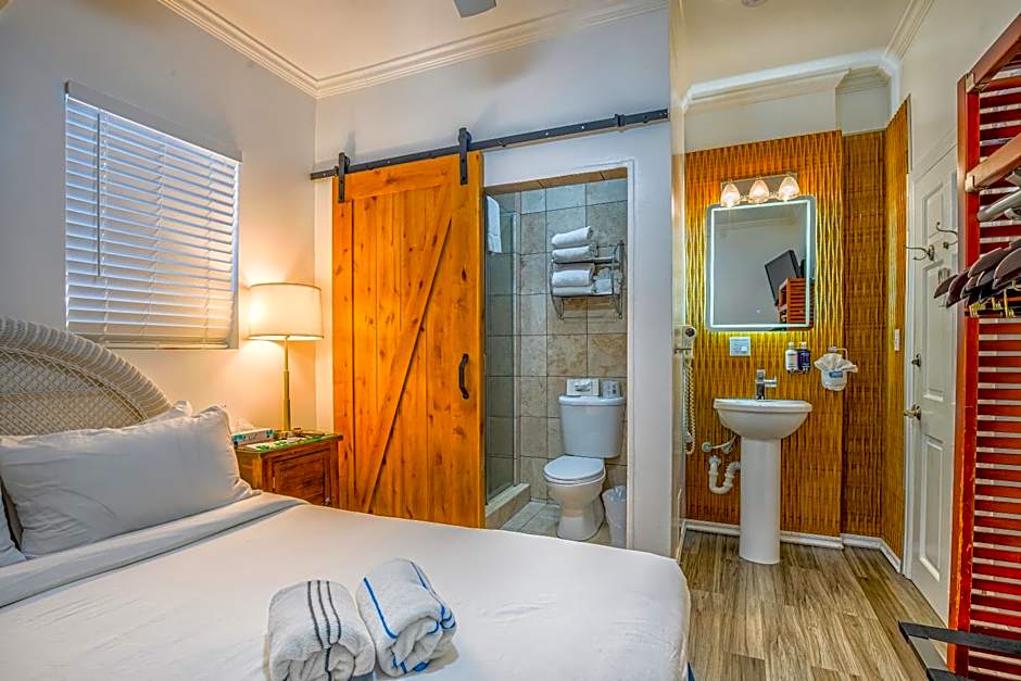 Duval Inn - Key West