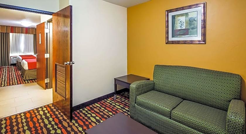 Best Western Greentree Inn & Suites