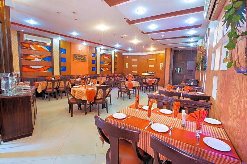 Hotel Narulas Aurrum