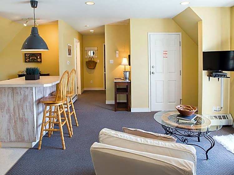 Inn on the Harbour and Telegraph House