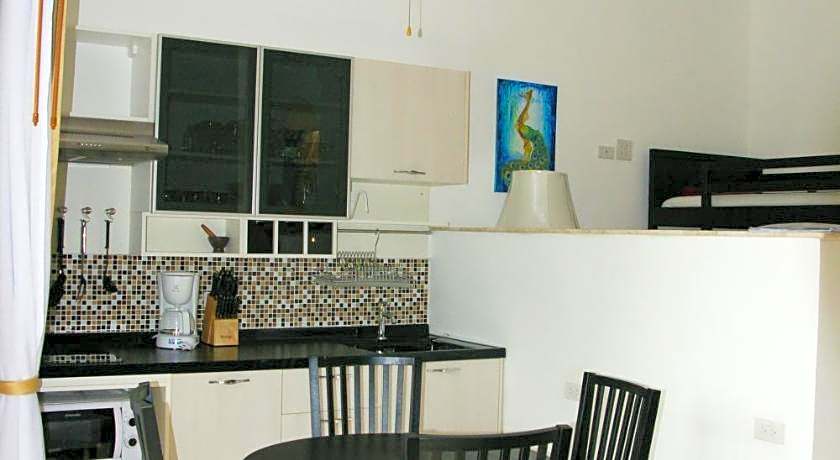 Jungle Village Bungalows 