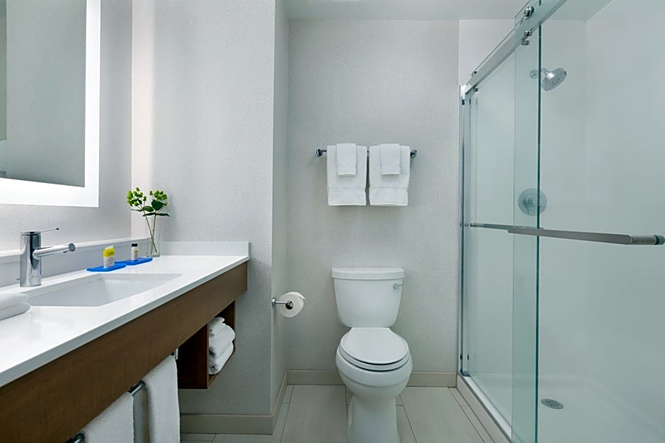 Holiday Inn Express Hotel & Suites Merced By IHG