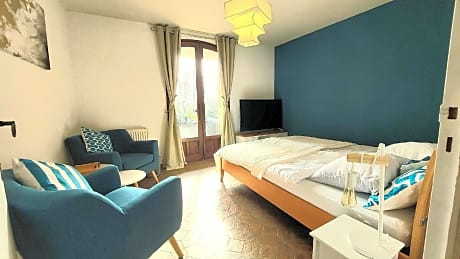 Double-Supérieure-Salle de bain privée séparée-Terrasse-et jardin