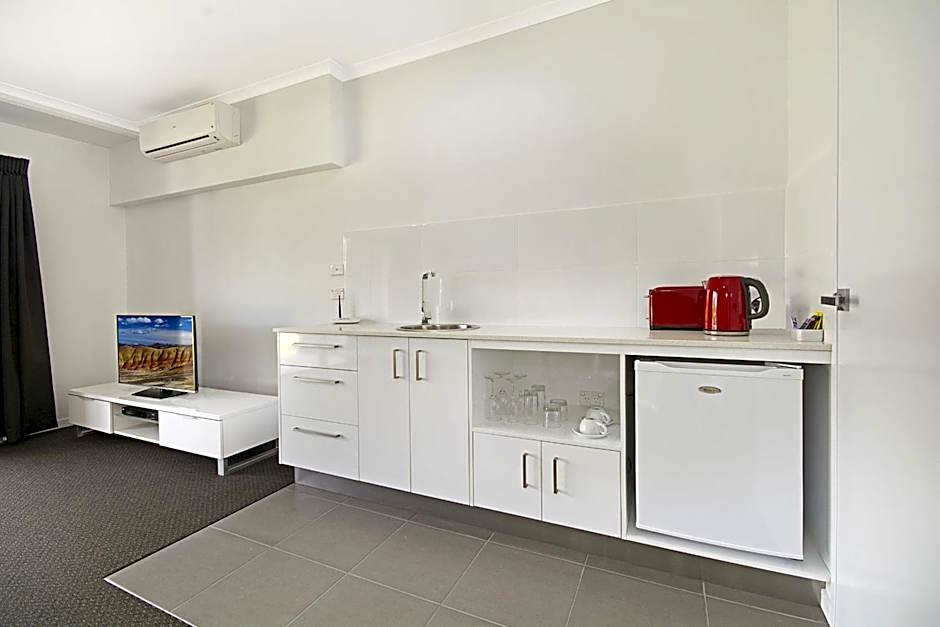 Cooroy Luxury Motel Apartments