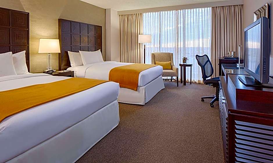 DoubleTree By Hilton Houston Greenway Plaza