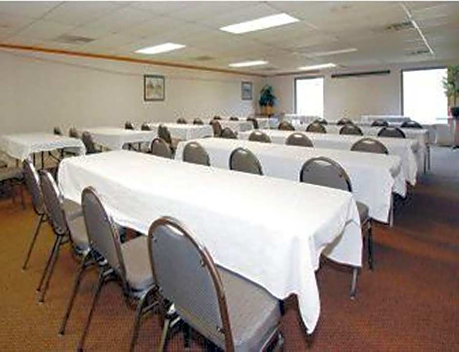 Baymont by Wyndham Knoxville I-75