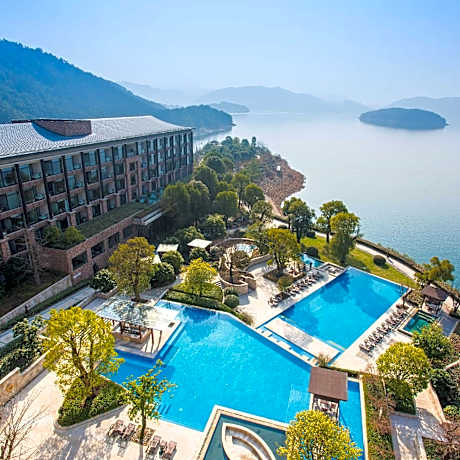 INTERCONTINENTAL ONETHOUSAND ISLAND LAKE RESORT photo 2