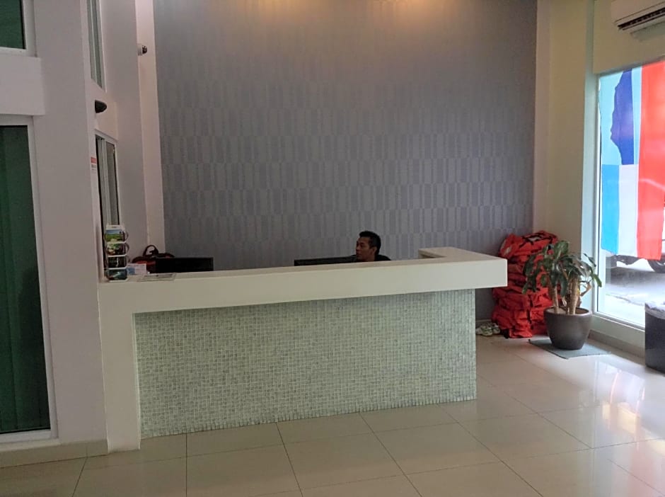 Maxim Hotel Kota Kinabalu
