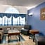 Microtel Inn & Suites By Wyndham Lincoln