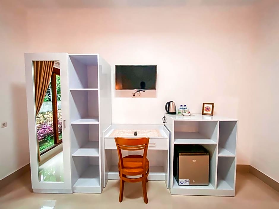 Kesari Glory Nusa Penida by GenuineHost