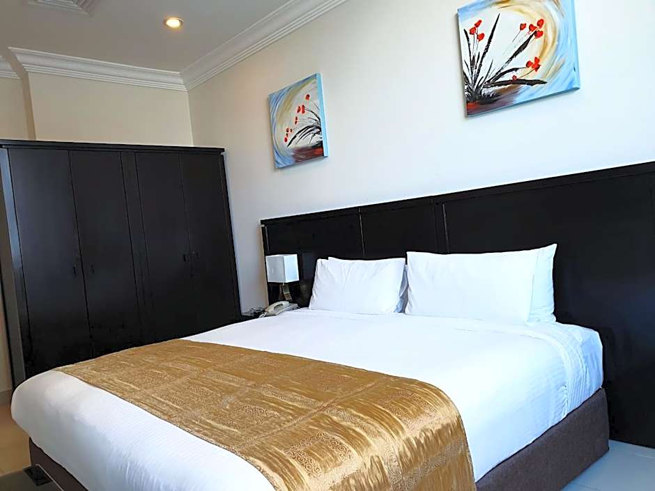 Photo 1 of 4 of Junior Suite