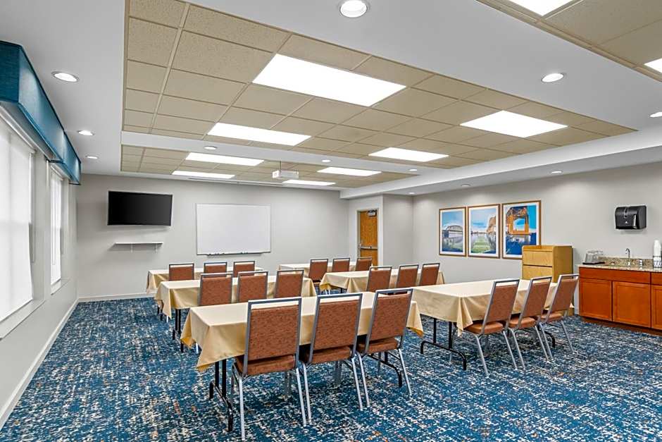 Hampton Inn By Hilton Duluth Canal Park