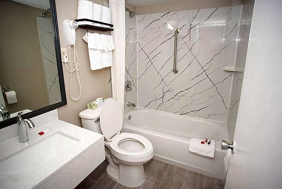 Super 8 by Wyndham Black Mountain