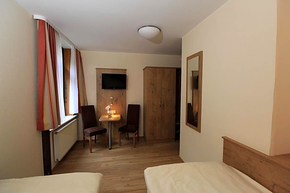 Waldhotel Albachmühle mit Albacher Stuben